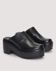 womens-puffa-clog-black | primary