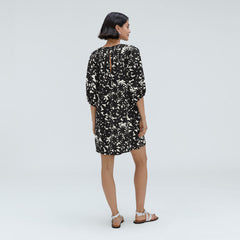 womens-seersucker-puff-sleeve-dress-black-canvas-floral