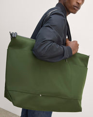 mens-canvas-weekender-dark-forest