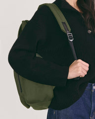 womens-canvas-backpack-dark-forest