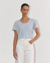 womens-air-scoop-neck-tee-blue-slate | primary