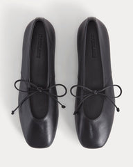 womens-leather-keyhole-flat-black