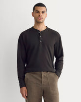 mens-thermal-cozy-waffle-henley-black | primary