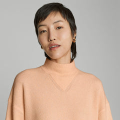 womens-bouncy-wool-sweater-apricot