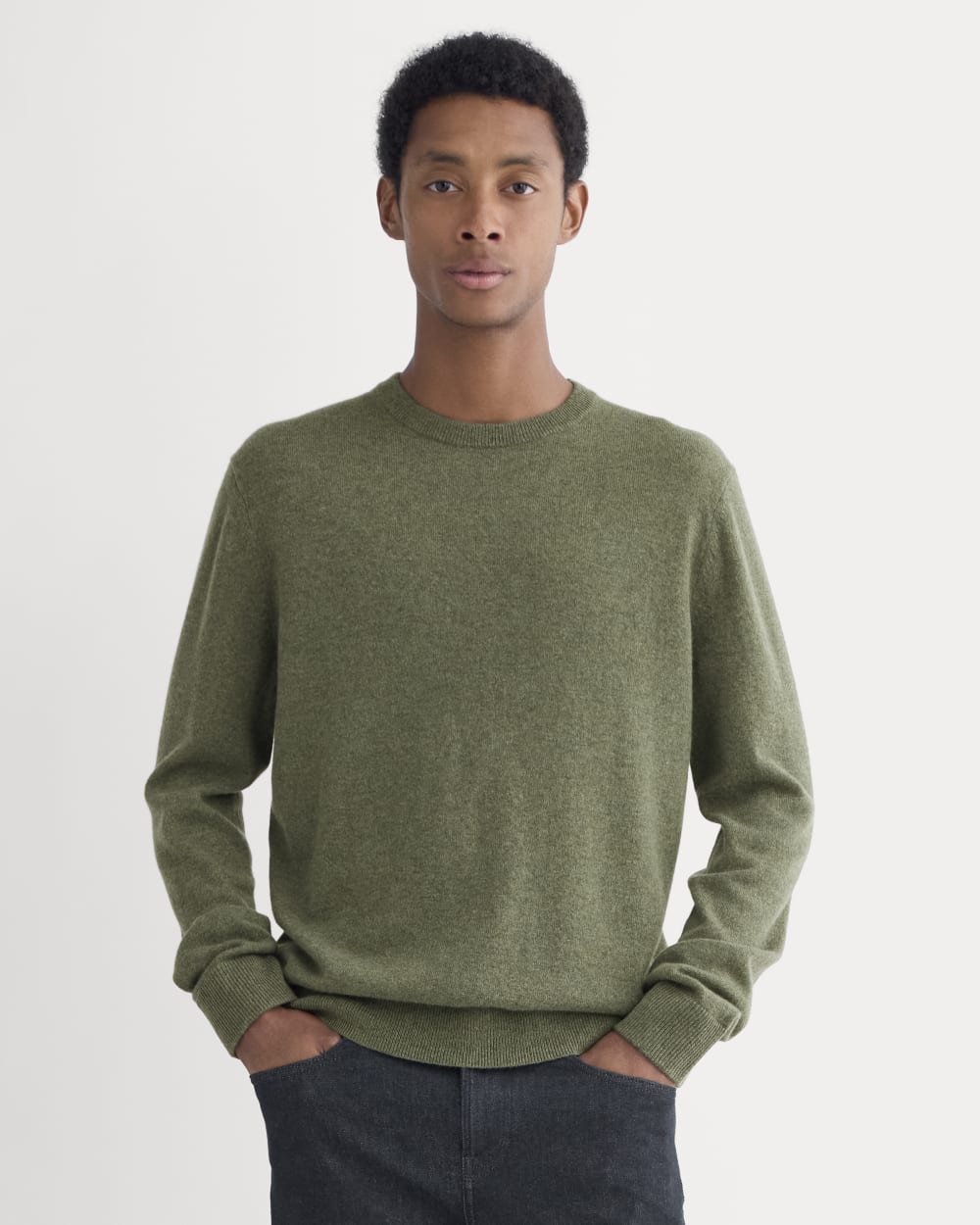 mens-cashmere-crew-heathered-deep-lichen | primary