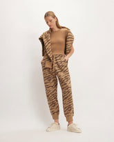 womens-retrack-jogger-cocoa-tiger-stripe | primary