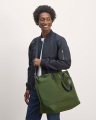 mens-canvas-weekender-dark-forest