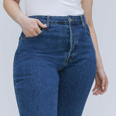 womens-90s-curvy-cheeky-straight-jean-deep-atlantic