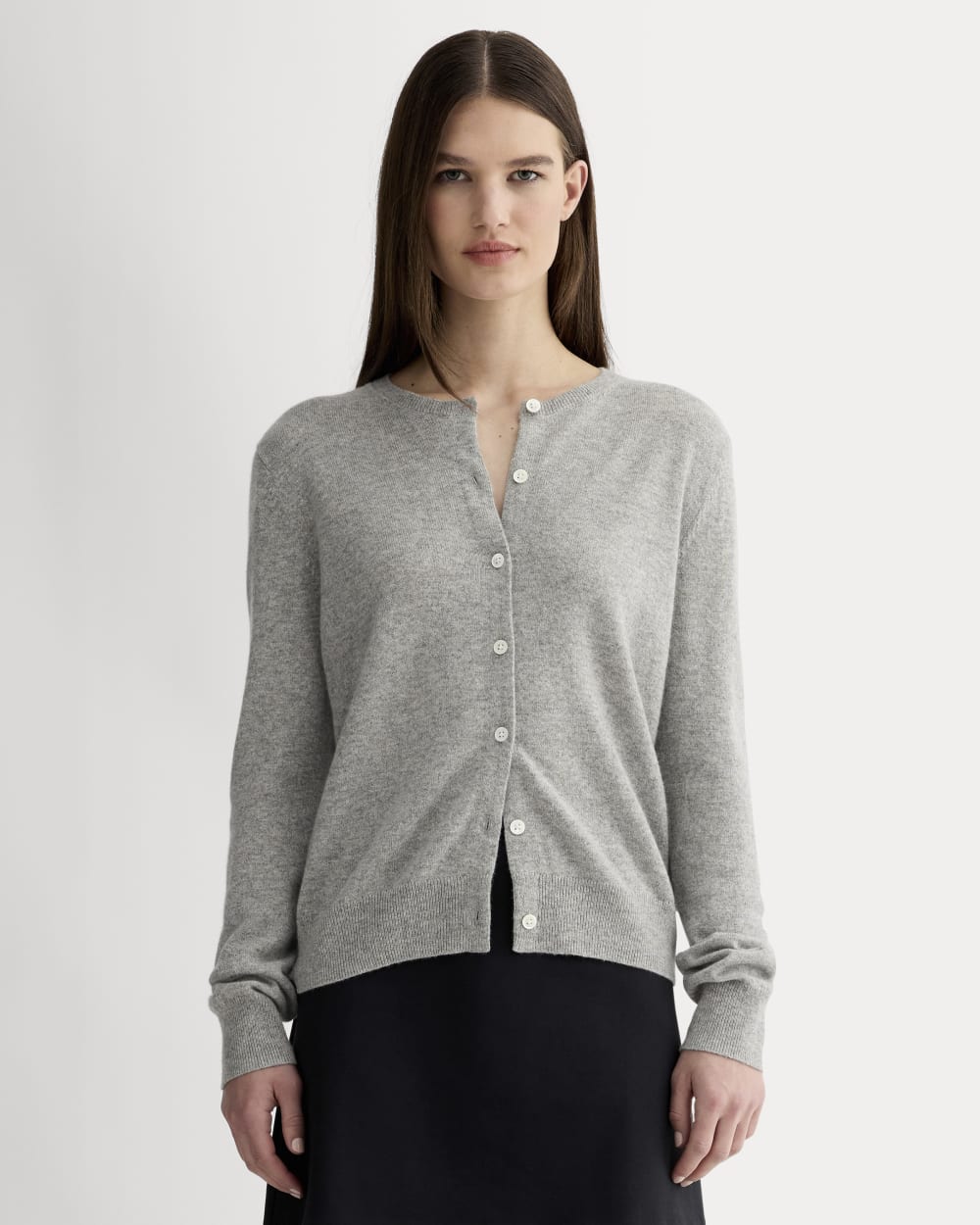 womens-cashmere-classic-crew-cardigan-light-heather-grey | primary