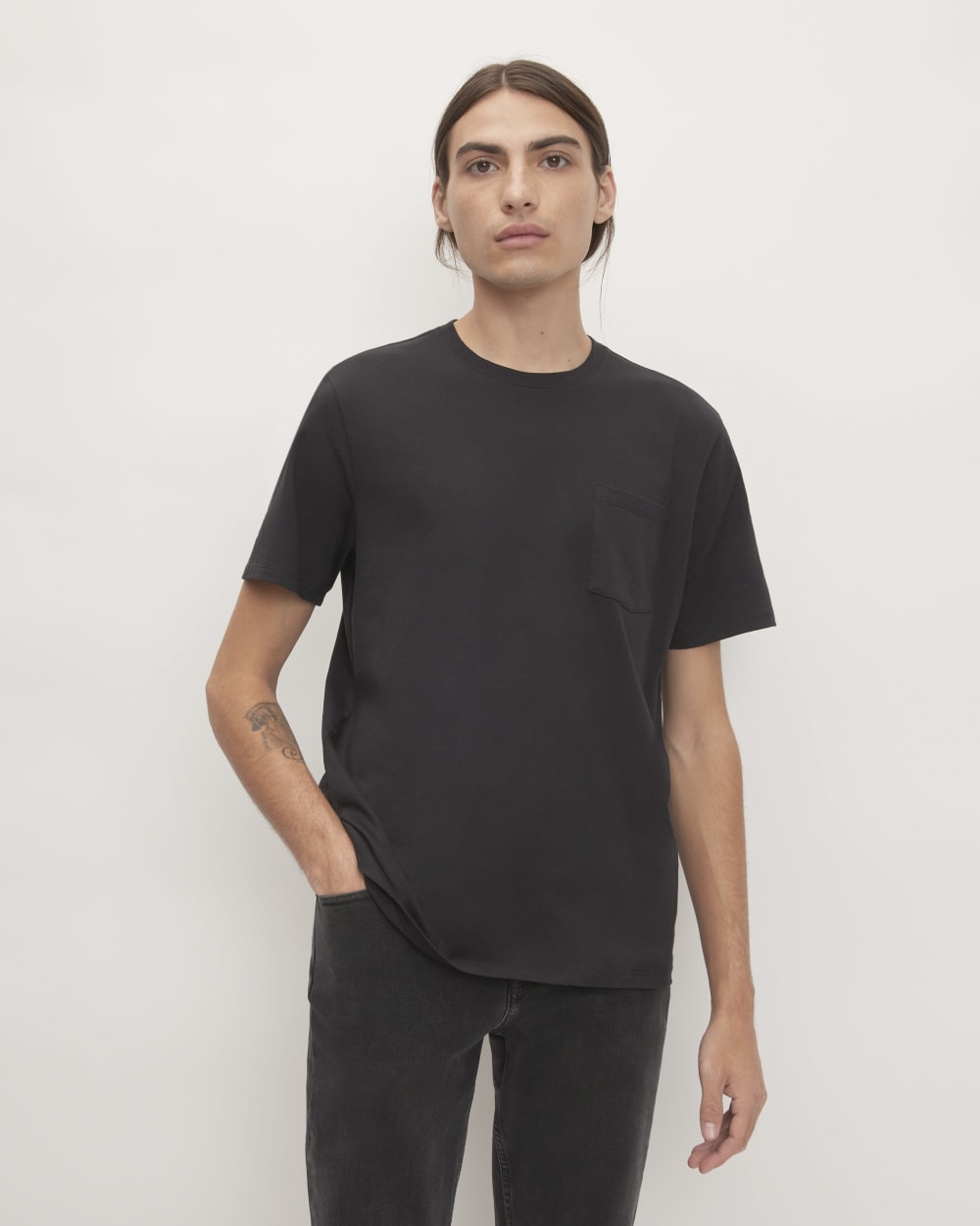 mens-organic-pocket-tee-black | primary