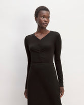 womens-merino-tencel-relaxed-v-neck-black | primary