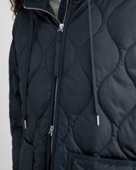 womens-renew-quilted-hooded-liner-navy
