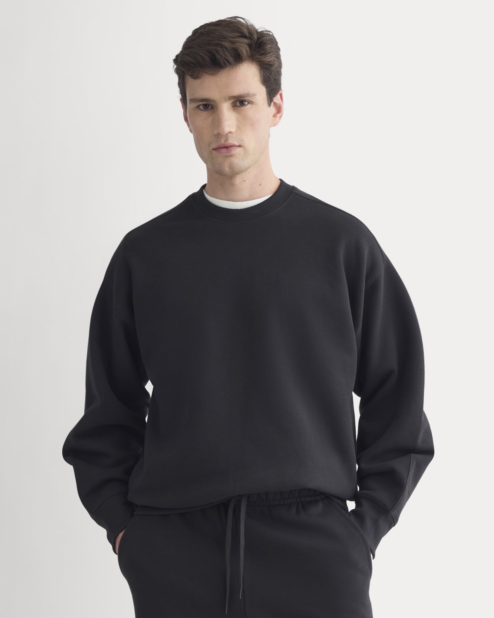 mens-luxe-fleece-crew-pullover-black | primary
