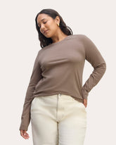 womens-essential-slim-long-sleeve-crew-clay | primary