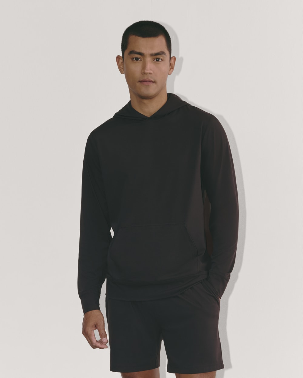 mens-off-duty-tech-hoodie-black | primary