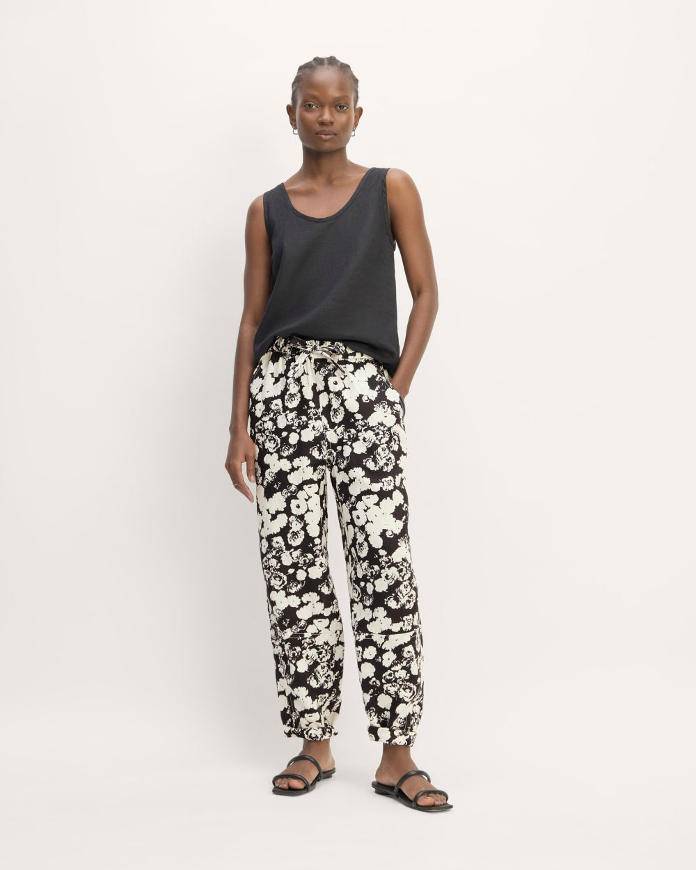 womens-linen-pull-on-barrel-pant-black-bone-floral | primary