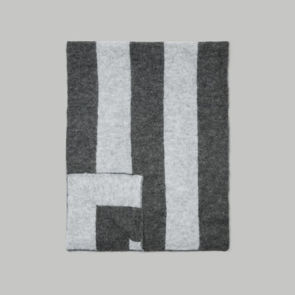 unisex-alpaca-patterned-scarf-light-hthr-grey-dark-charcoal | primary