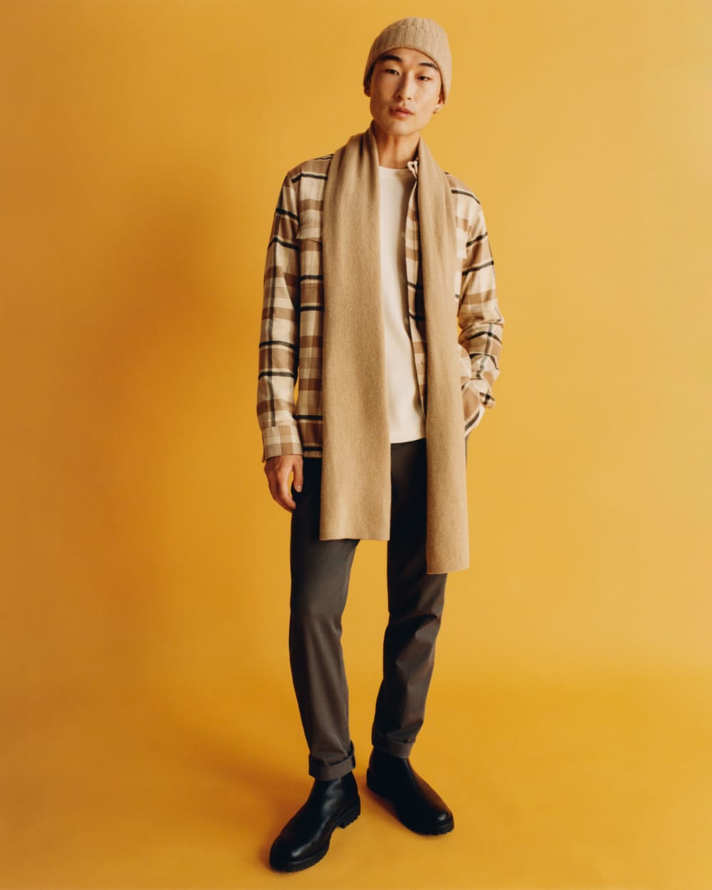 unisex-recashmere-scarf-light-camel