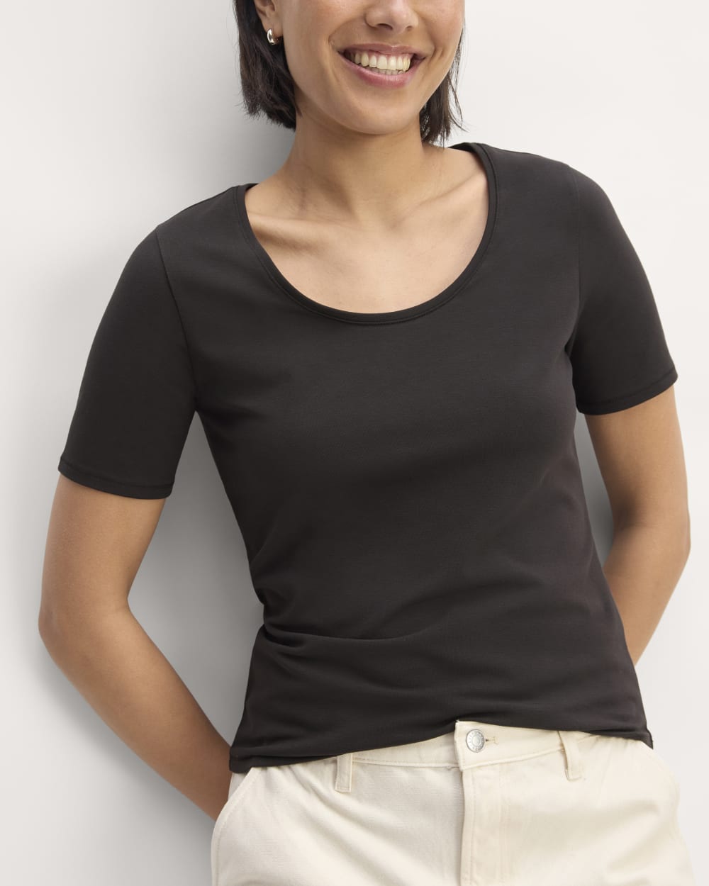 womens-supima-form-scoop-neck-tee-black