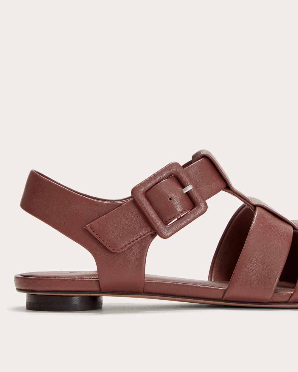 womens-day-fisherman-sandal-rum