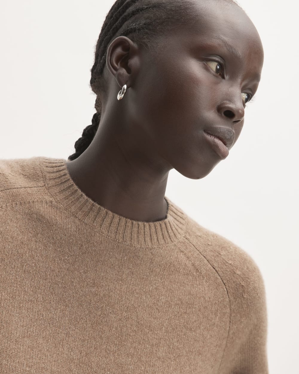 womens-cashmere-boxy-crew-sweater-heathered-woodsmoke