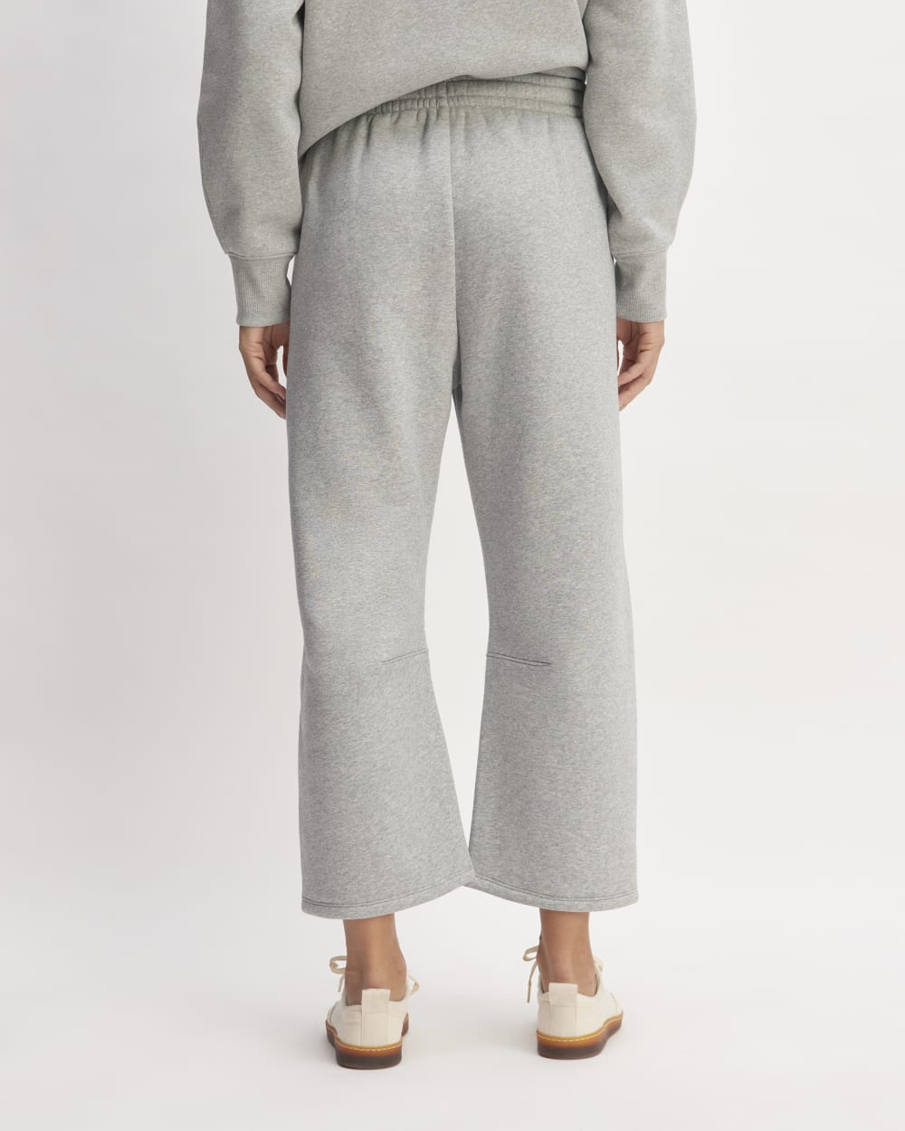 womens-retrack-barrel-sweatpant-heathered-grey