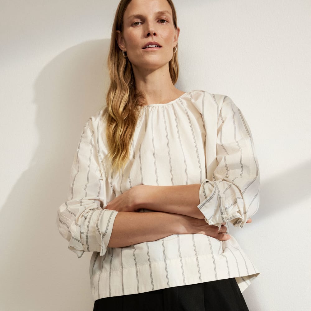 womens-poplin-breeze-shirt-black-canvas