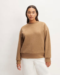 womens-renew-fleece-oversized-crew-tigers-eye-brown | primary