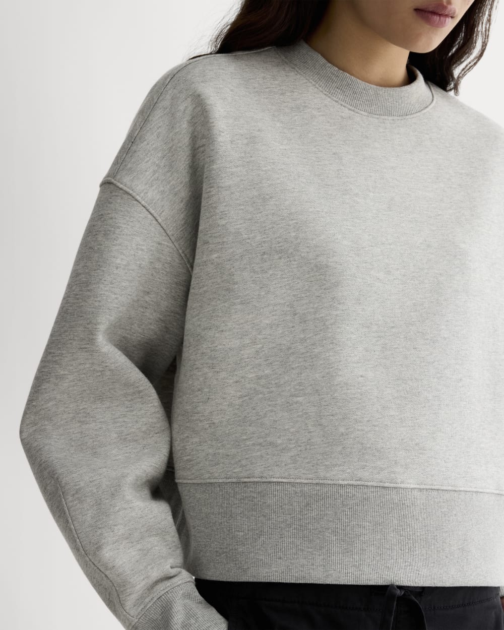 womens-laid-back-fleece-cropped-sweatshirt-heathered-grey