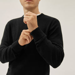 mens-cashmere-crew3-black | alt