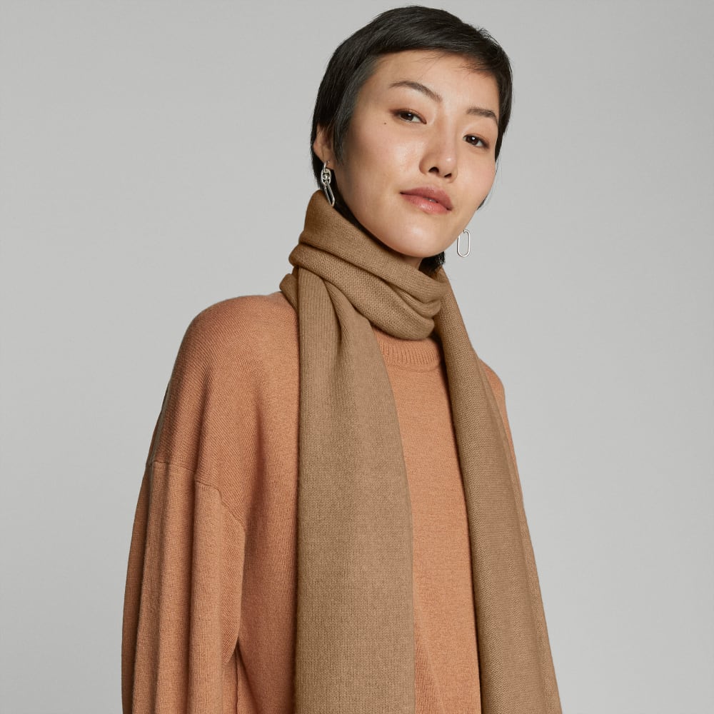 unisex-recashmere-scarf-light-camel