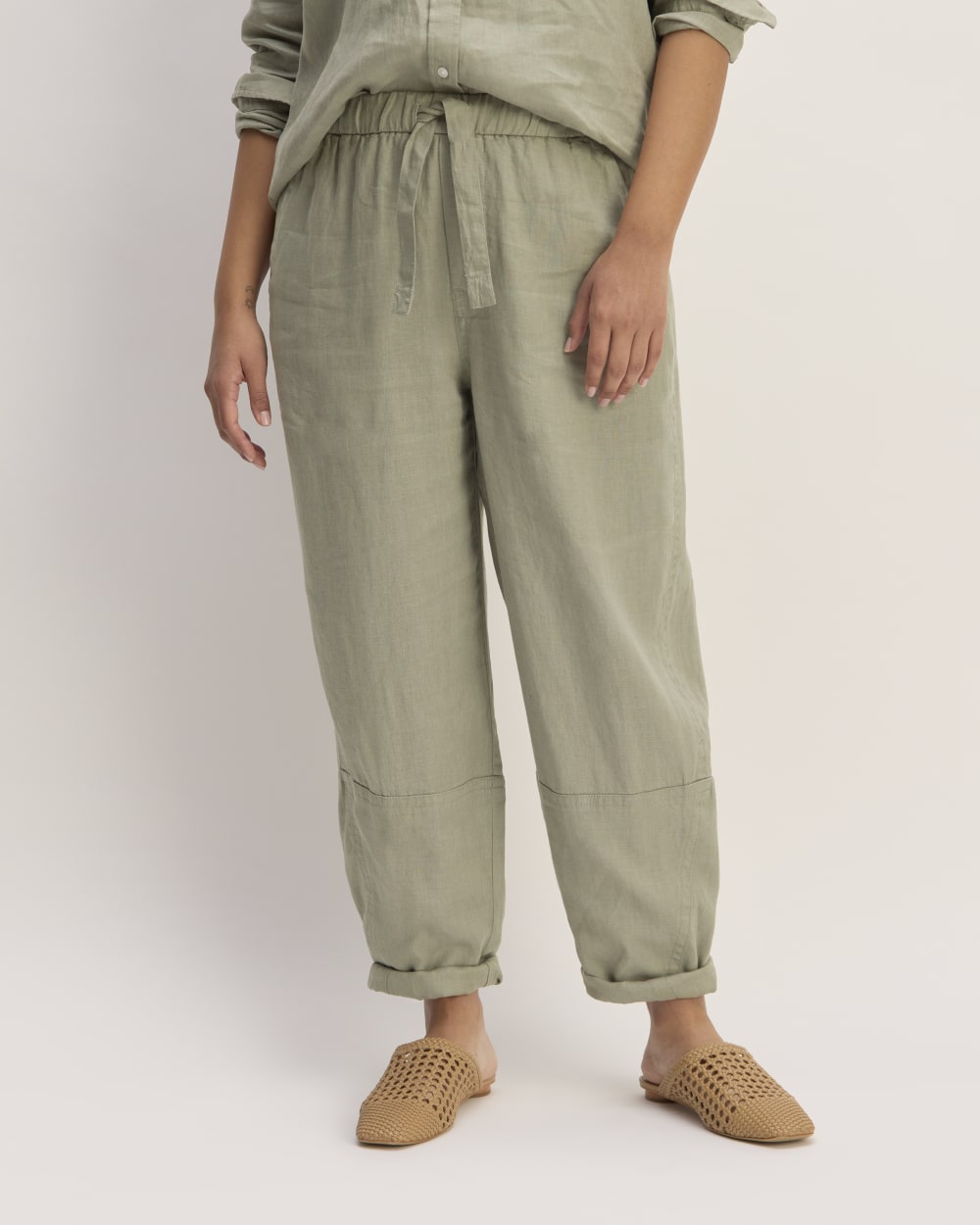 womens-linen-pull-on-barrel-pant-sage-green