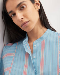 womens-oversized-raglan-shirt-blue-black-red