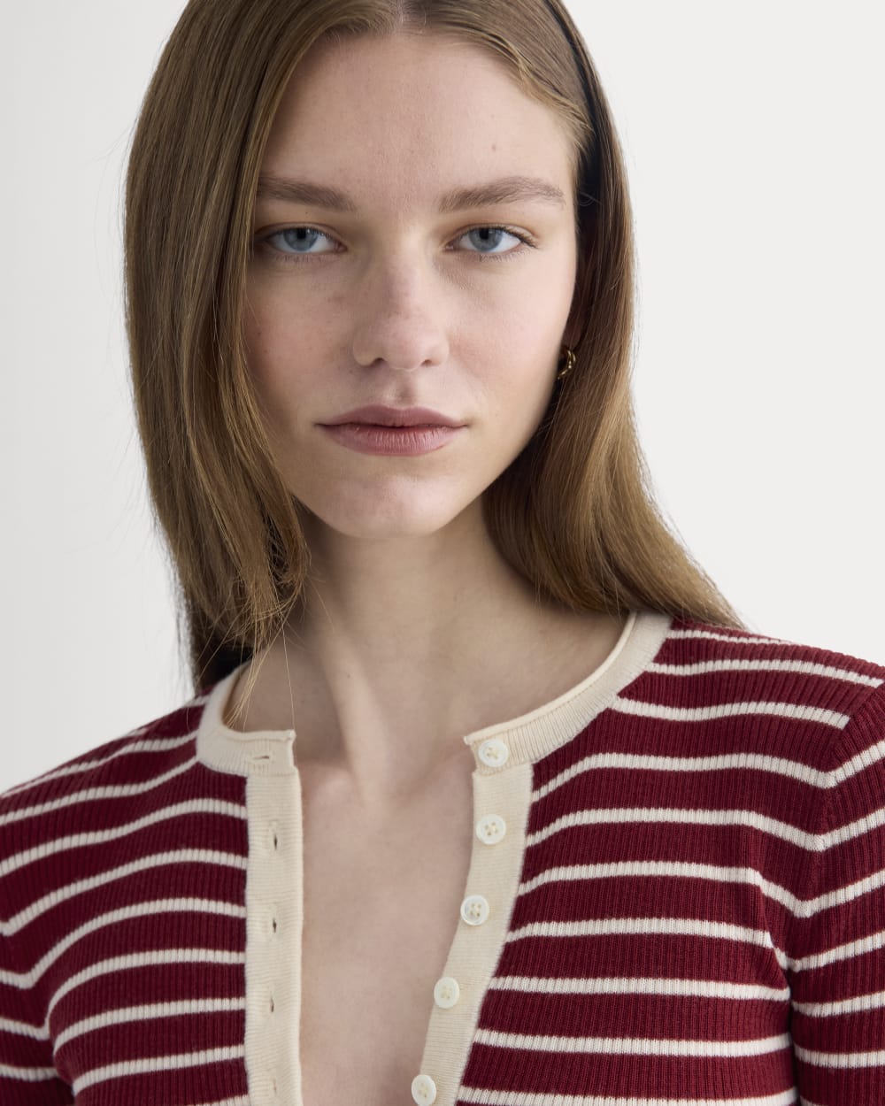 womens-short-sleeve-henley-soft-merino-merlot-parchment