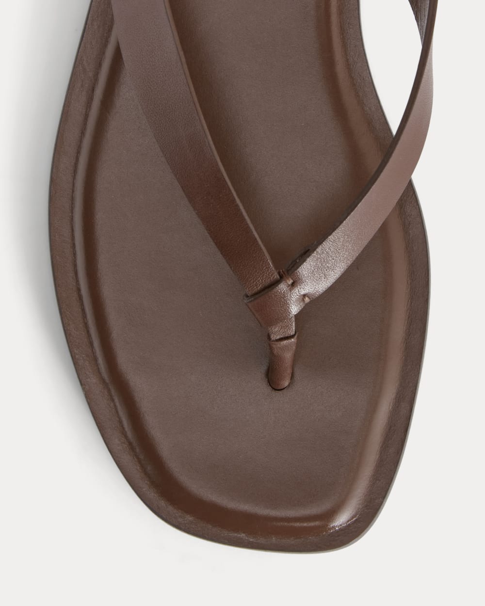 womens-leather-flip-flop-rum