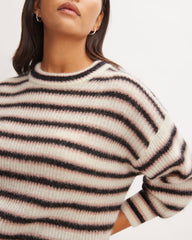 womens-alpaca-crew-black-creme-bone