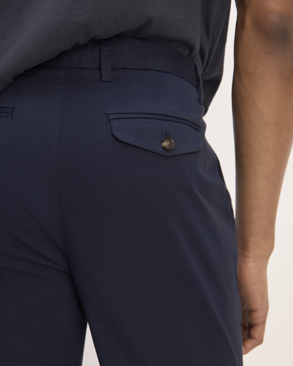 mens-relaxed-taper-air-chino-deep-navy