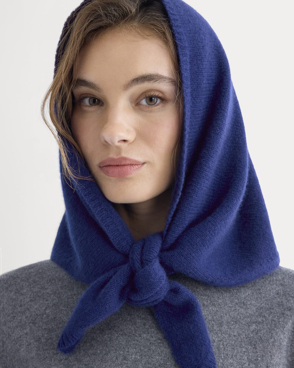 unisex-cashmere-lovergirl-kercheif-cobalt