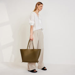 womens-luxe-italian-leather-tote-beech