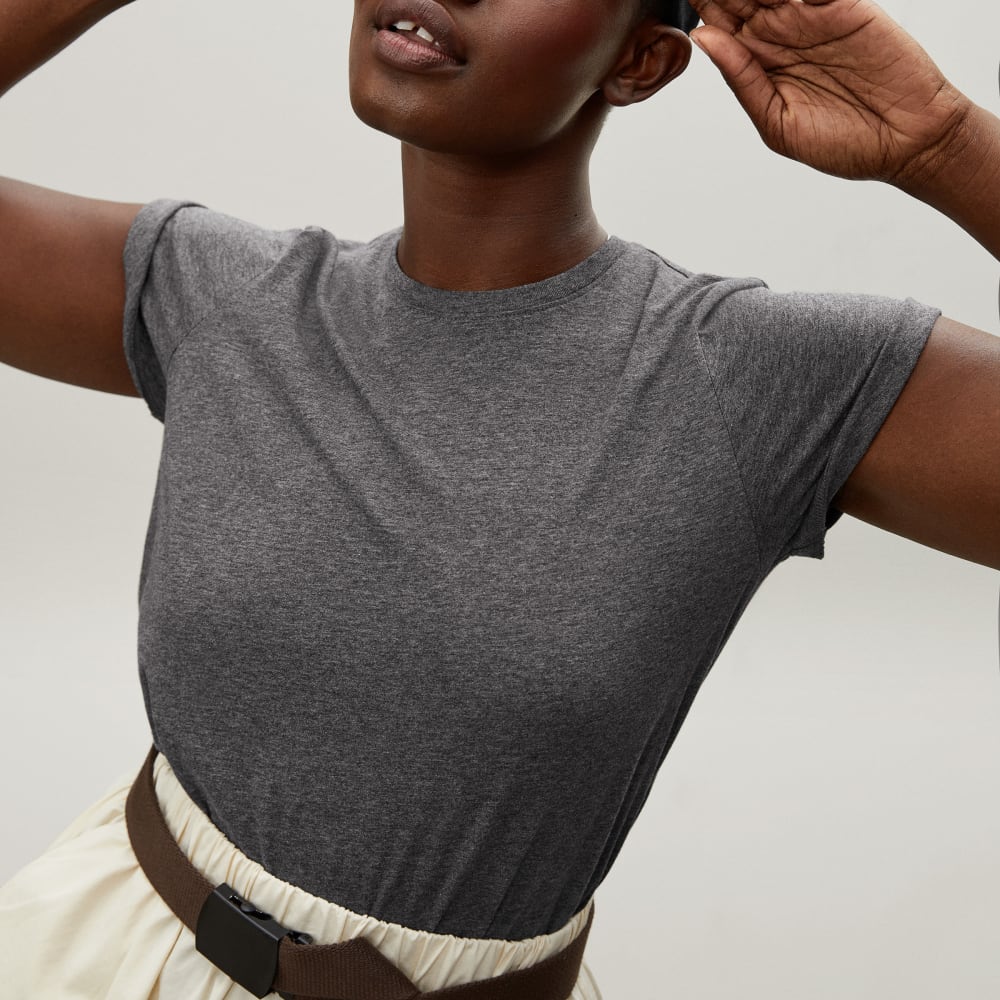 womens-organic-cotton-crew-charcoal | alt