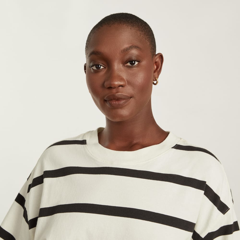 womens-premium-weight-tee-black-canvas