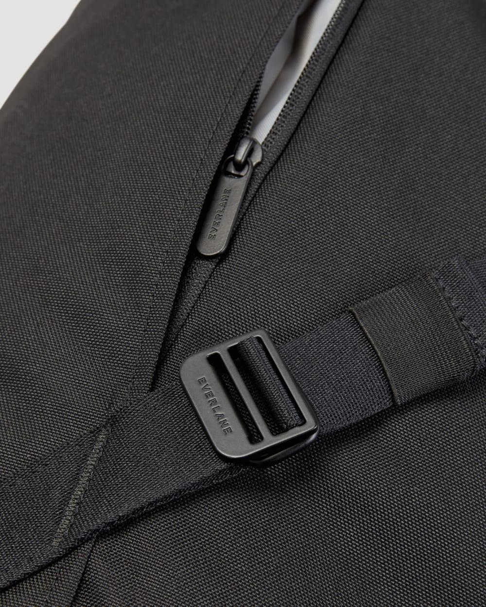 womens-renew-transit-duffle-black