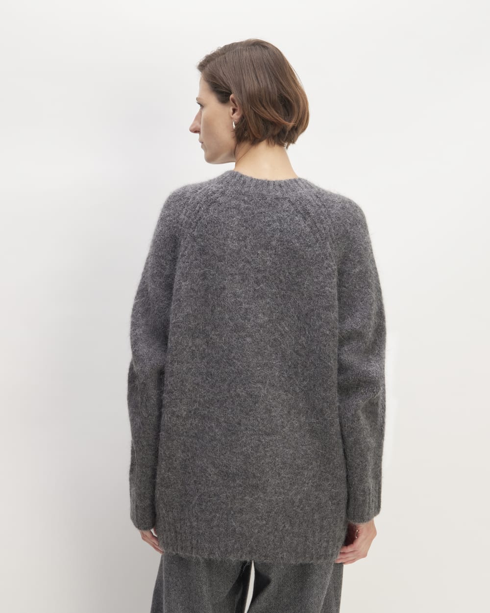 womens-superfuzz-alpaca-crew-dark-charcoal