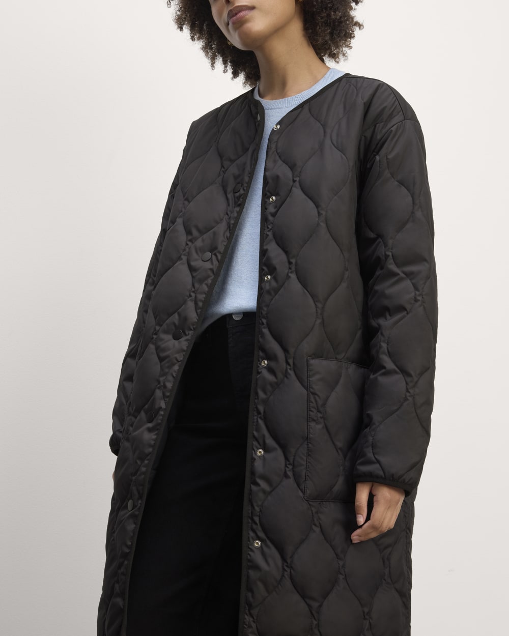 womens-long-quilted-liner-black