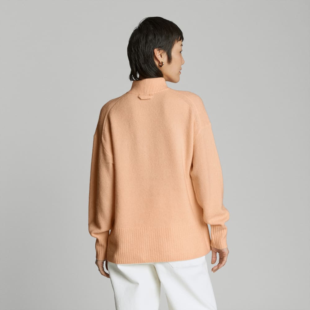 womens-bouncy-wool-sweater-apricot
