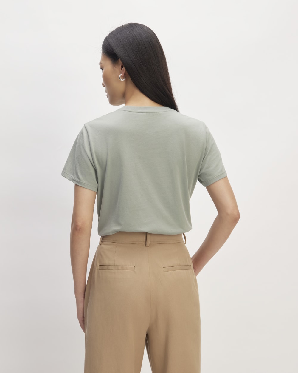 womens-organic-cotton-box-cut-pocket-tee-sage-green