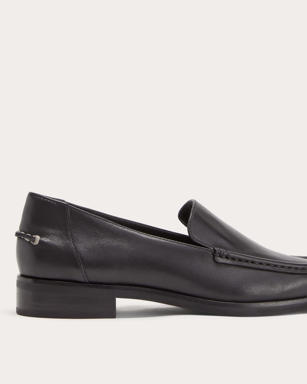 womens-leather-modern-loafer-black