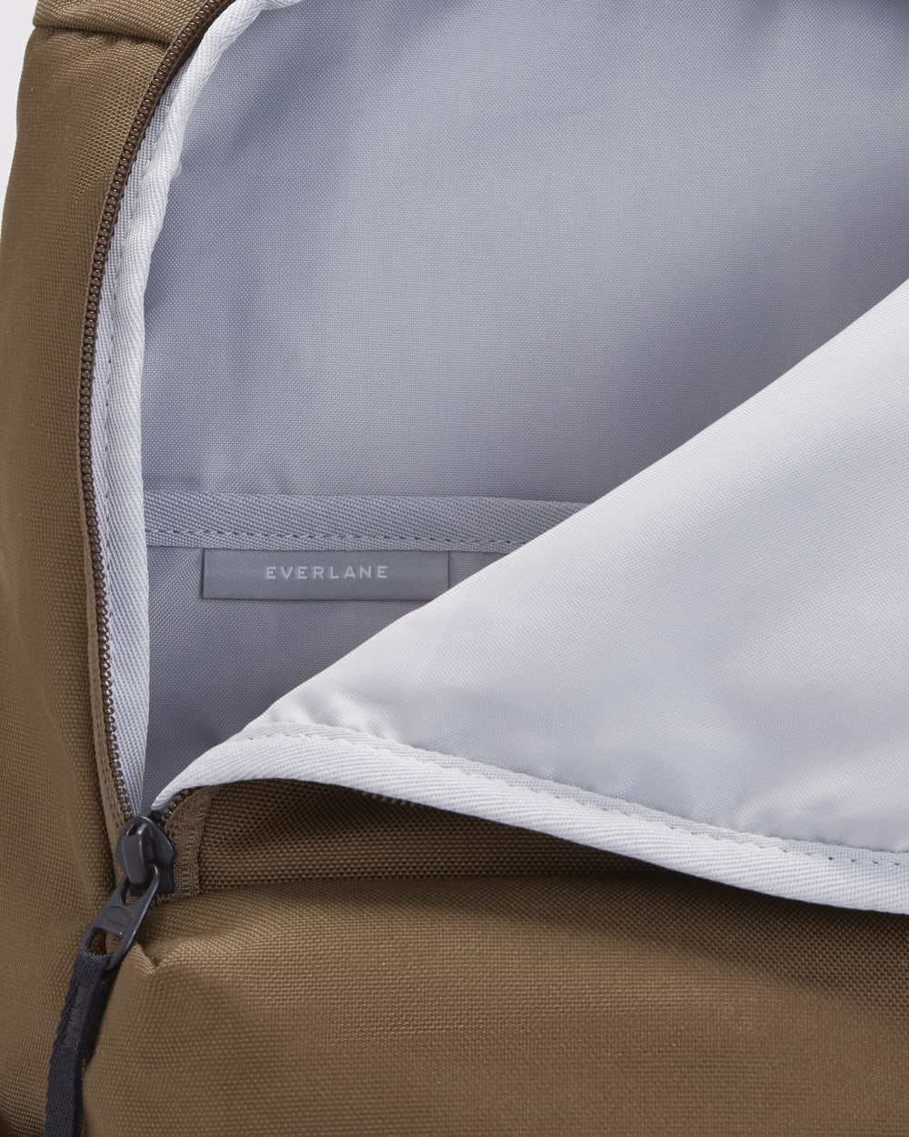 mens-renew-backpack-cocoa