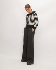 womens-cashmere-boxy-crew-sweater-black-bone