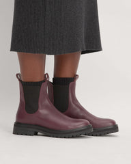 women-lug-chelsea-boot-bordeaux | alt